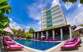 Amaranth Suvarnabhumi Hotel - SHA Extra Plus Certified
